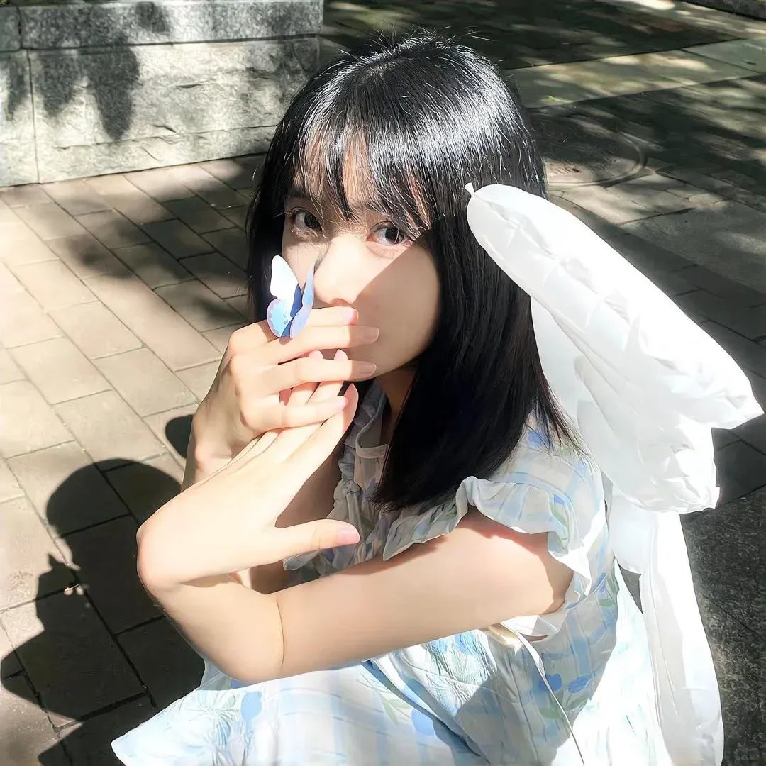 警花变色龙